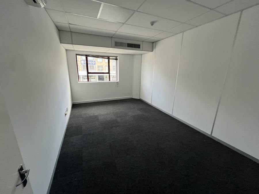 To Let commercial Property for Rent in Bo Oakdale Western Cape